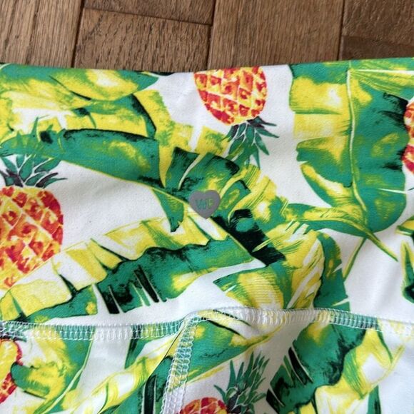NWOT WILDFOX Sweat Palm and Pineapple Leggings size‎ S high waist - Picture 9 of 9